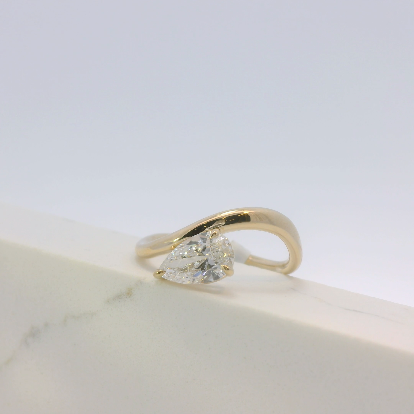 Cyra II Teardrop Ring
