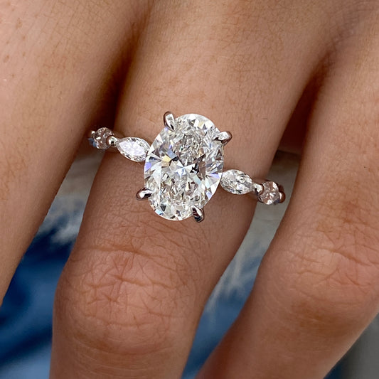 Eira oval diamond ring, yellow gold, Luma Jewellery