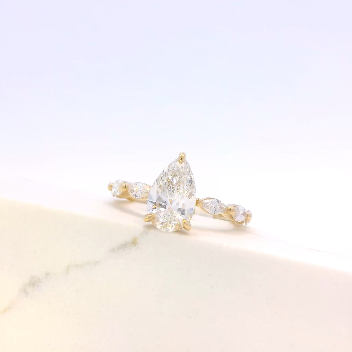 Elandra Pear-Shaped Ring