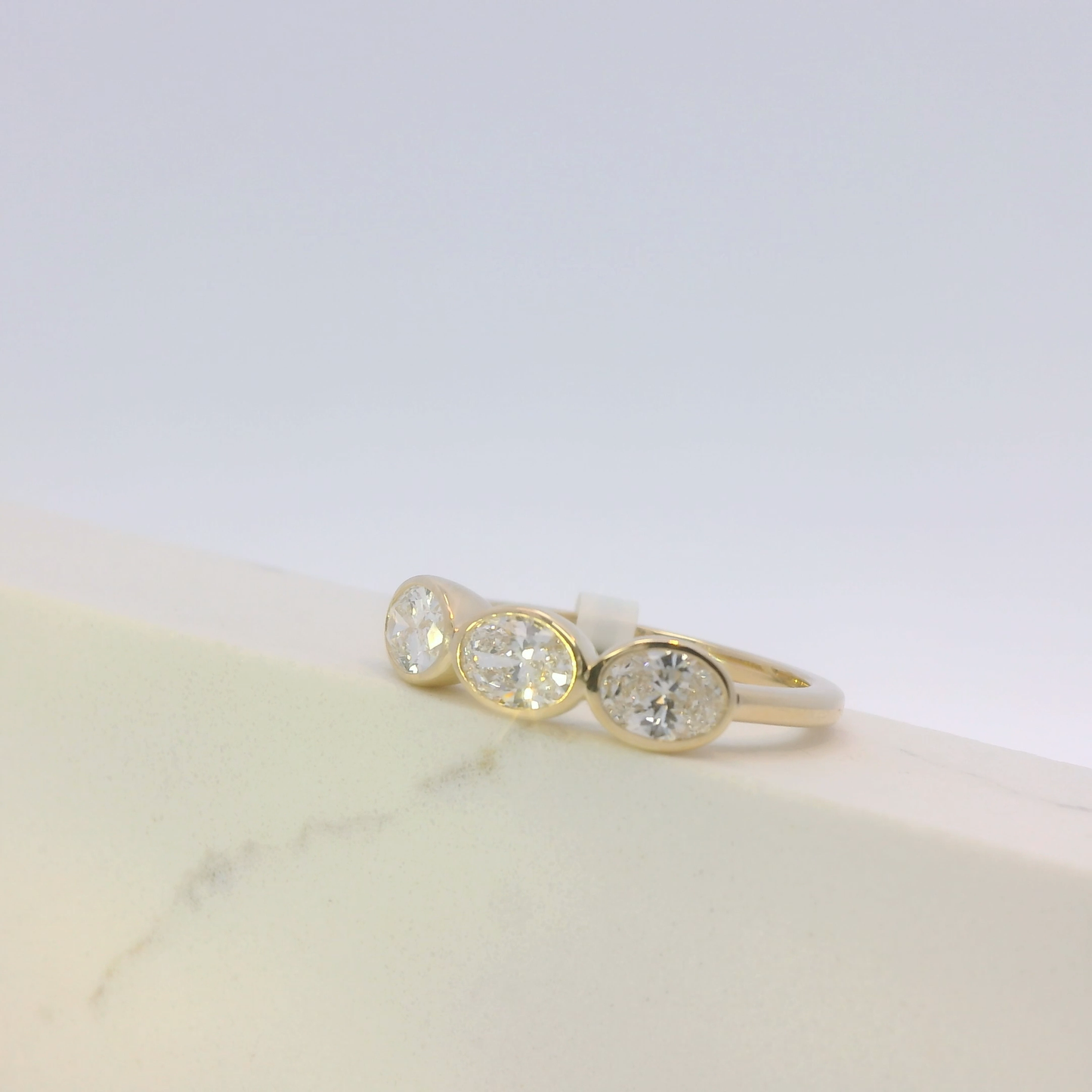 Zephyra Tri-Diamond Ring