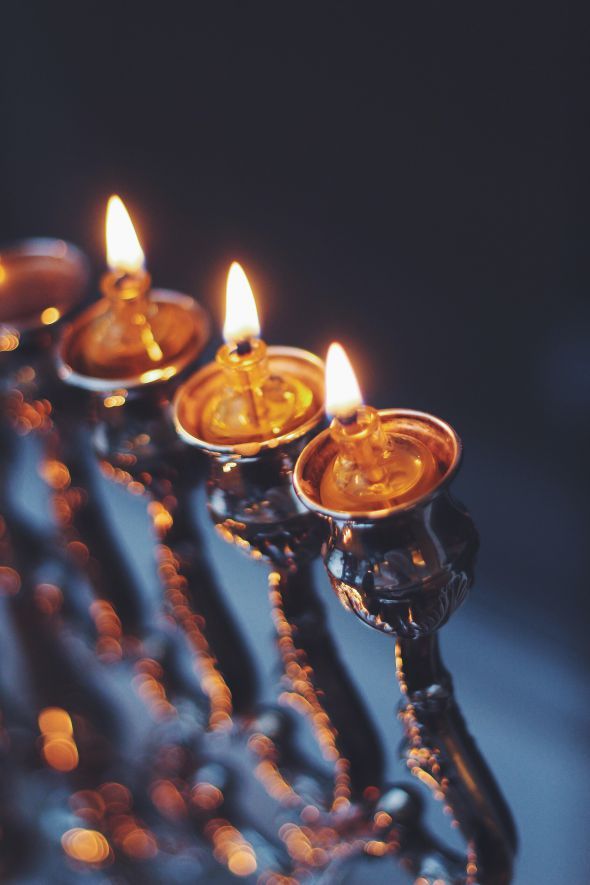 Hanukkah Jewellery Gifts: A Hatton Garden Guide