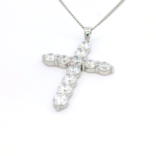 Cross diamond pendant