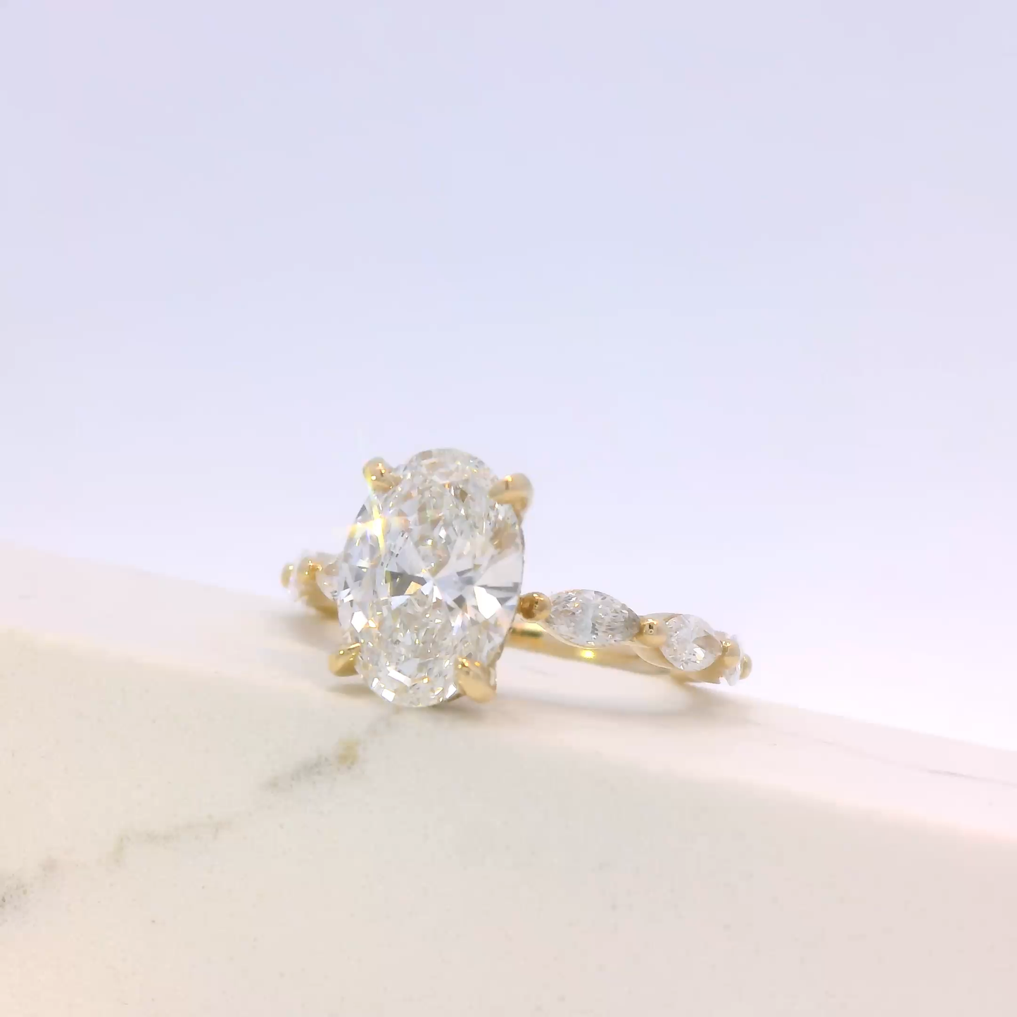 Eira Oval Diamond ring
