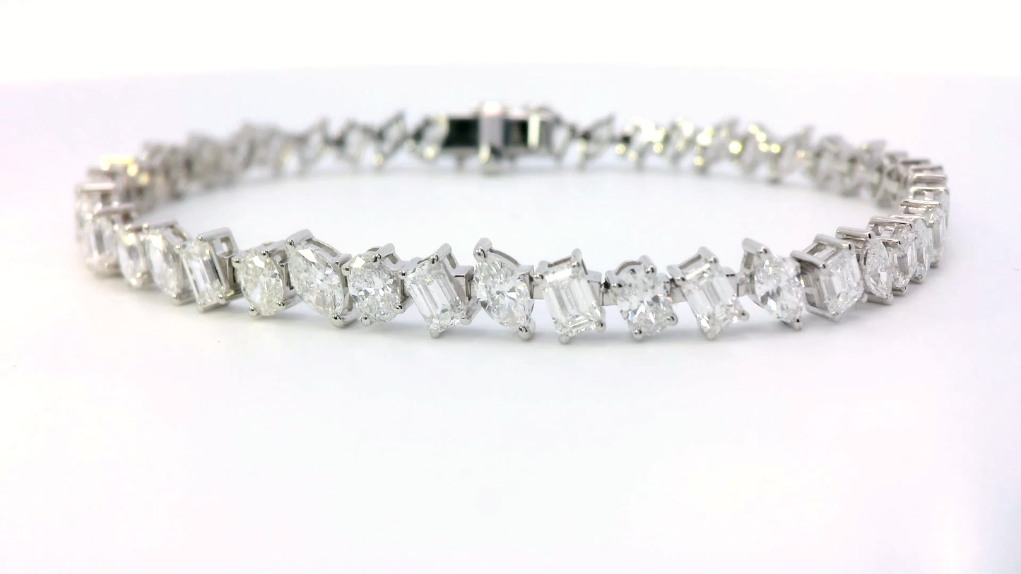 Evadne diamond bracelet with mixed cuts, Luma Jewellery