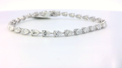 Lysandra pear cut diamond tennis bracelet in gold, Luma Jewellery