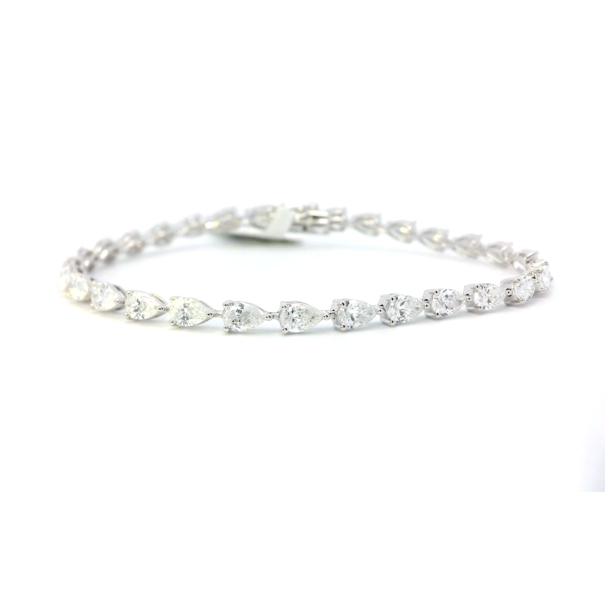 Lysandra pear shaped lab grown diamond bracelet, 5.02ct, Luma Jewellery