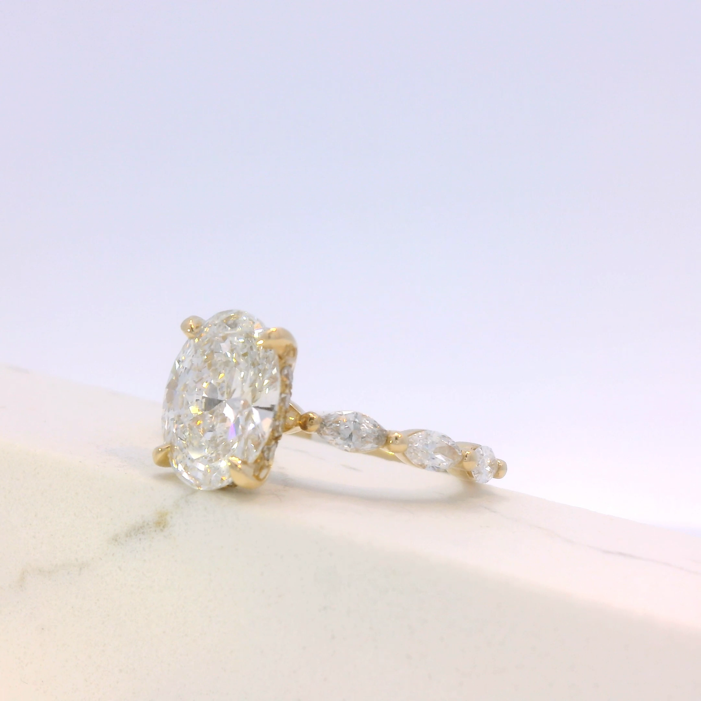Eira Oval Diamond ring