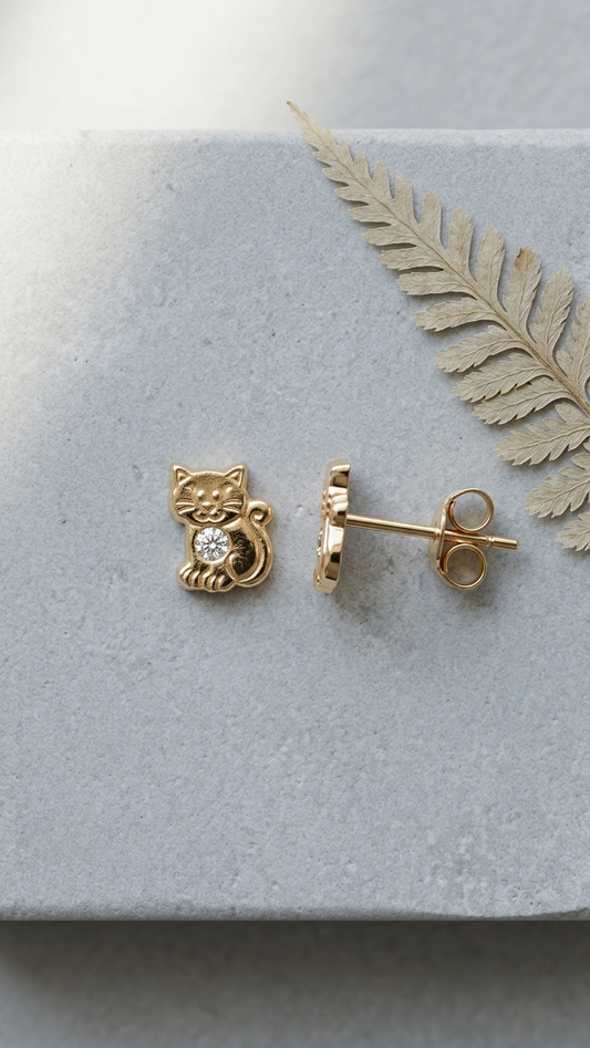 Maris 9ct gold stone set stud earrings