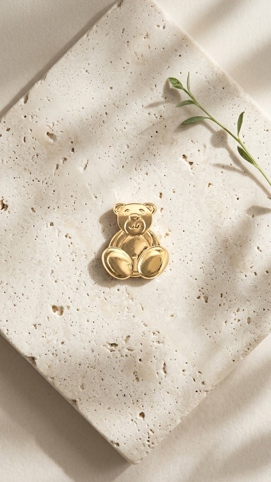 Rhea 9k Gold Stud Earrings