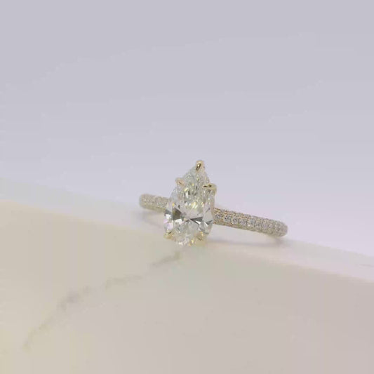 Amaya pear cut lab grown diamond ring, rotating view, Luma Jewellery