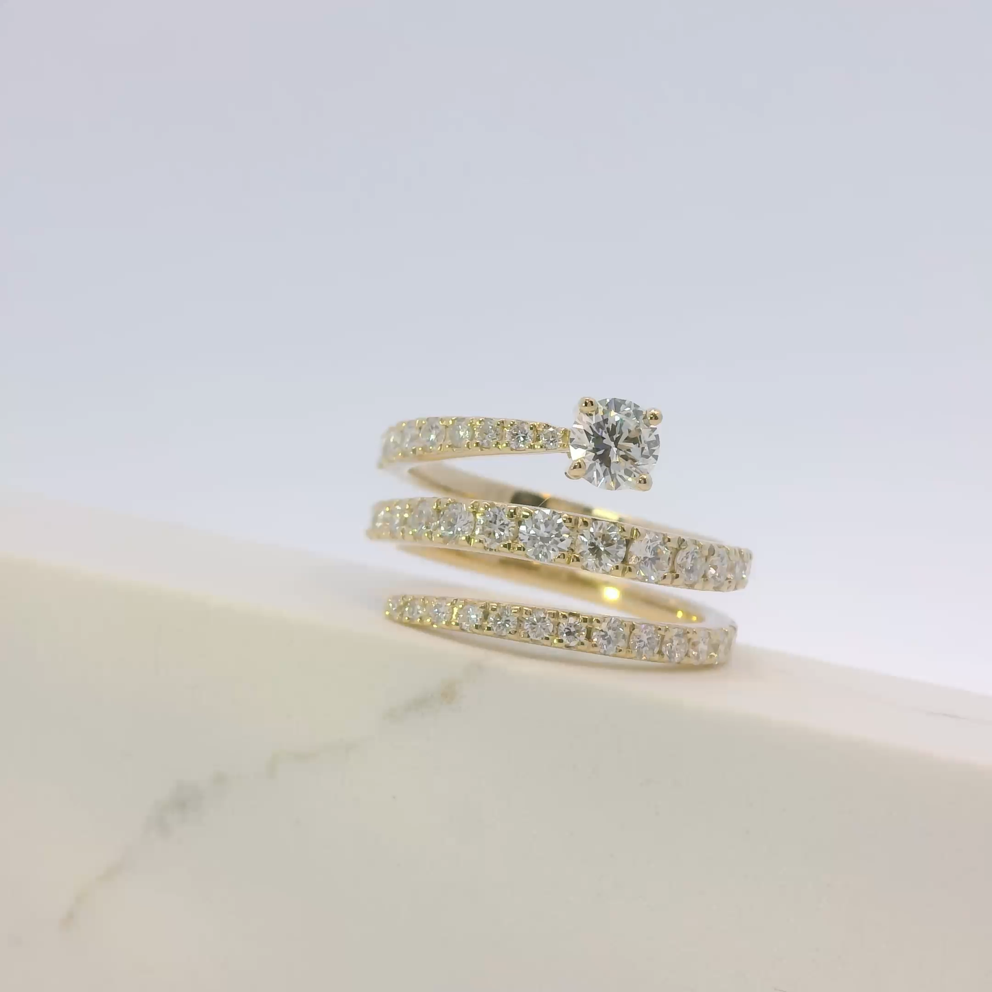 Virelle II coiled serpent ring in yellow gold, Luma Jewellery